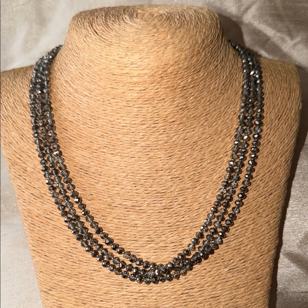 Gorgeous LOFT EXTRA LONG GREY SMOKE TINY GOLD Beaded Necklace